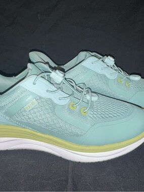 Women's Mint Green Mesh Slip-On Walking Sneakers